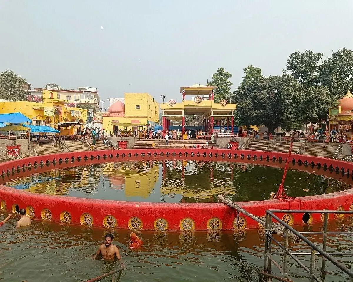 Varanasi Prayagraj Chitrakoot Ayodhya Chhapaiya Naimisharanya Tour