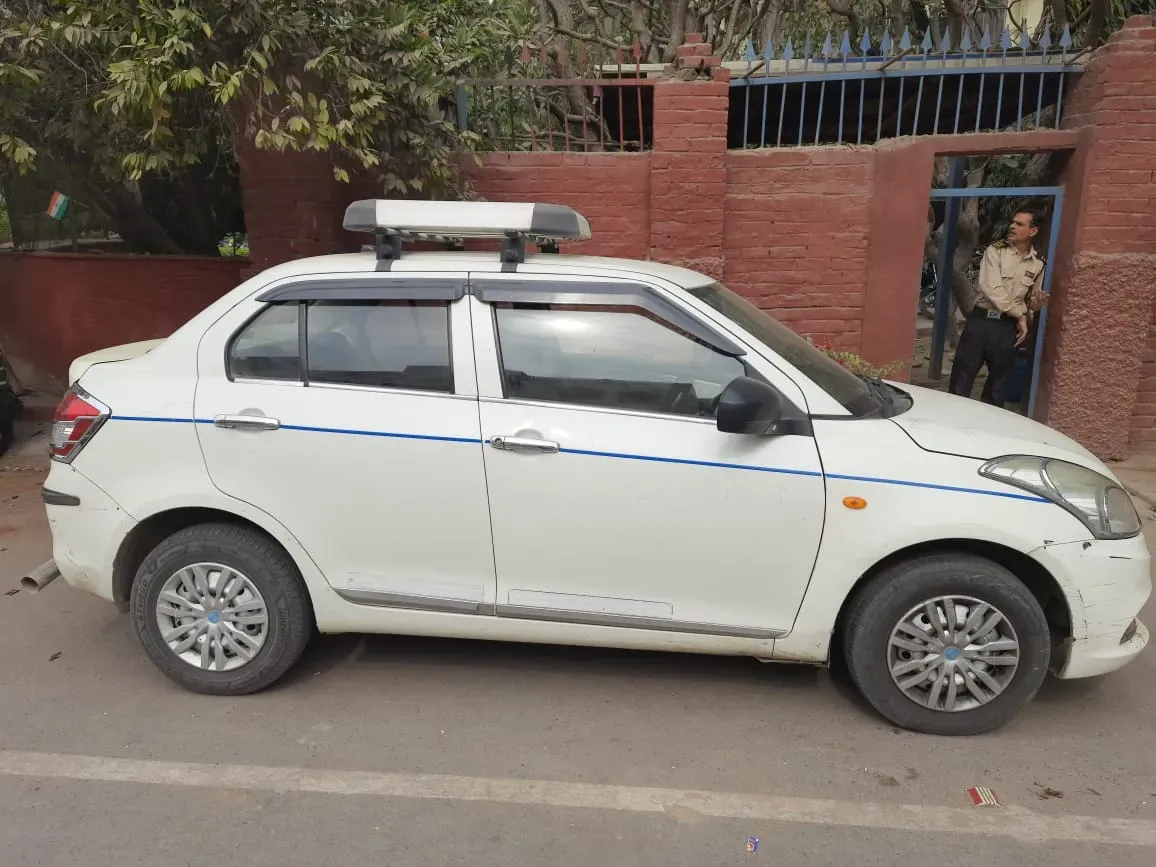 Swift Desire (4 Seater)